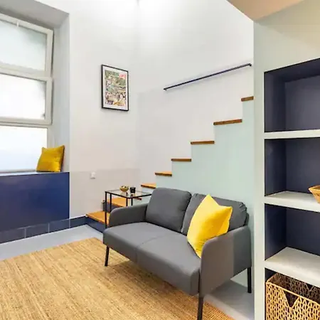 Celestia Blue Brody 17 Budapest